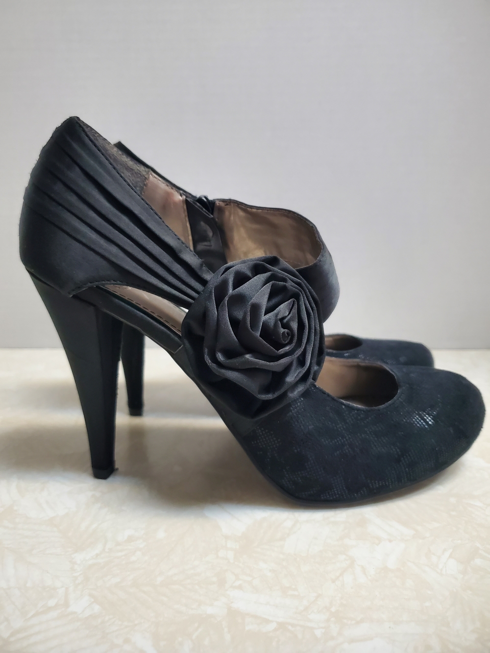 Fergalicious Black Floral Rosette High Heel Pumps